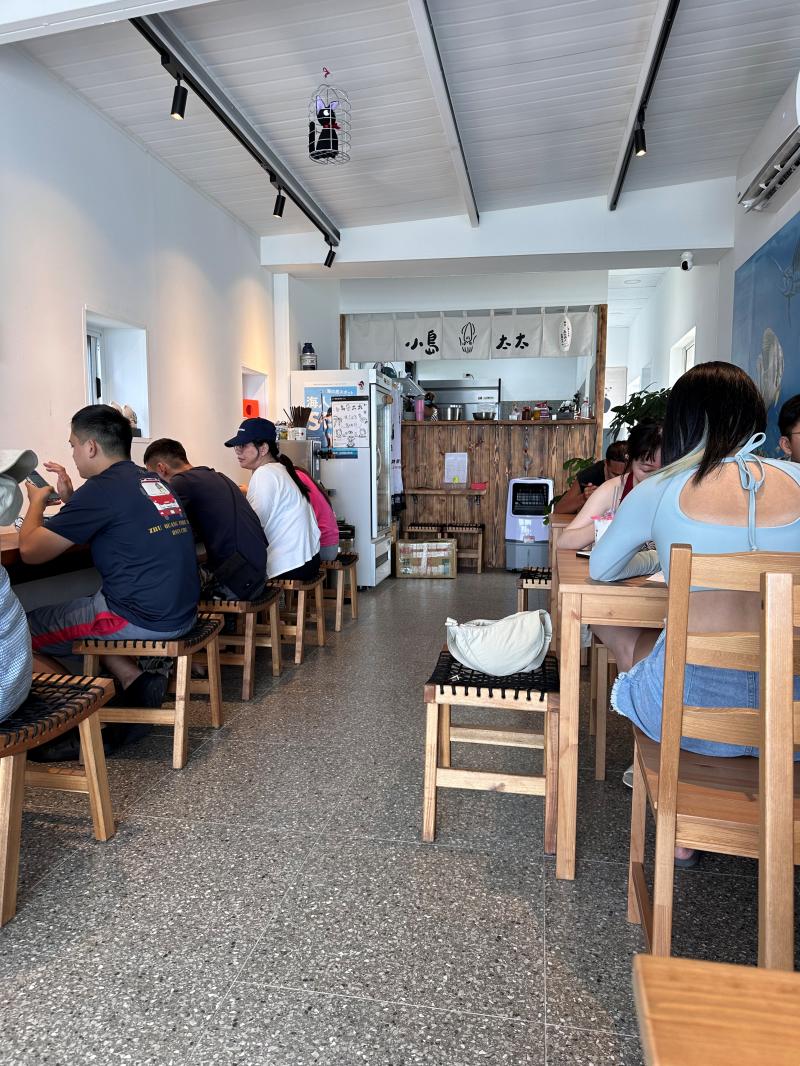 綠島美食|綠島旅遊不可錯過的美食 - 第2張圖 店內環境