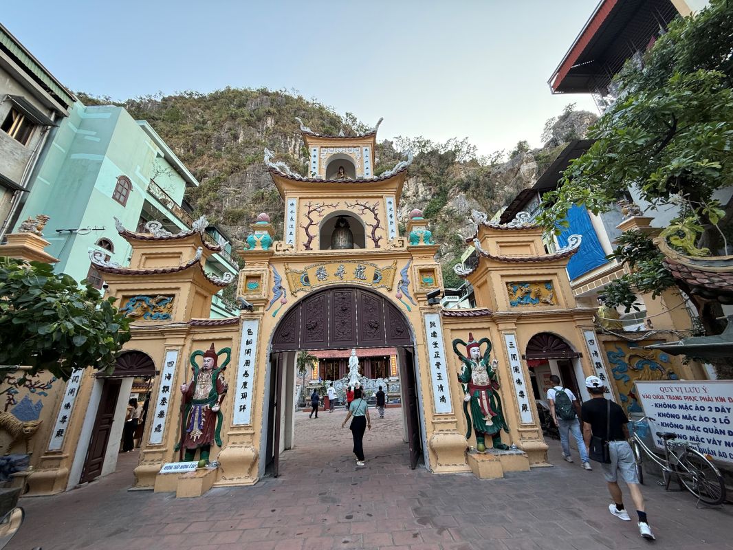 北越旅遊|河內&下龍灣5天4夜玩透透 - 第26張圖 龍仙古廟
