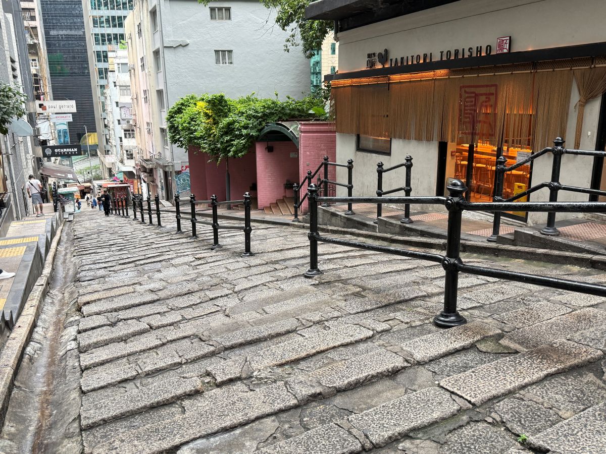 不請假衝香港2天1夜自由行|暴走吃喝行程:週五下班飛、週日回家睡,港式美食與景點攻略 - 第53張圖